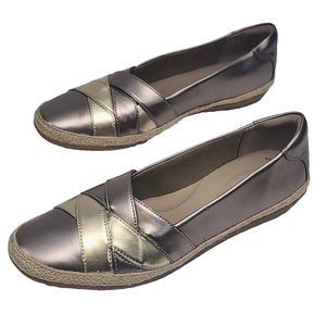Clarks Collection Cushion Espadrille Flat Pewter Gold Women's 10 Slip On Shiny
